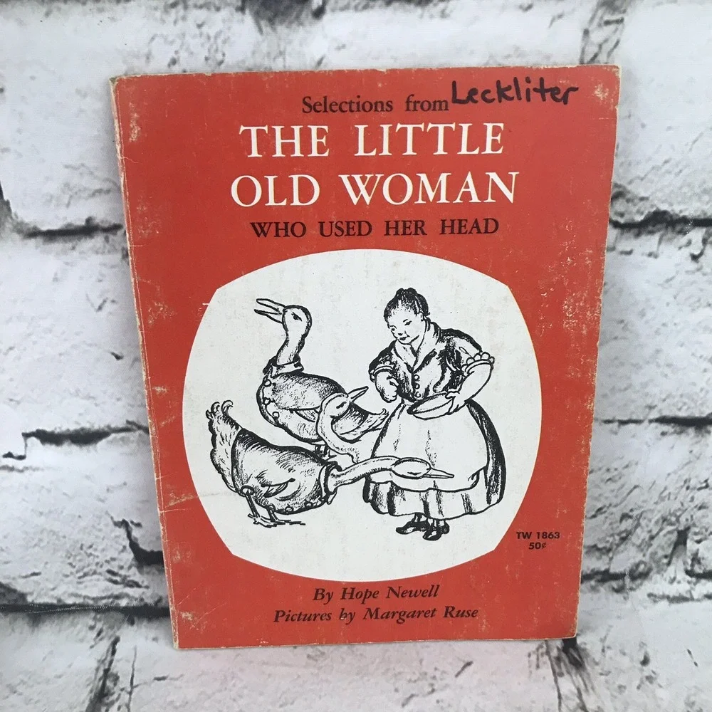 THE LITTLE OLD WOMAN Who Used‎ Her Head Hope Newell Vtg 1971 Scholastic